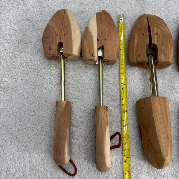 Mix Lot of Smaller Cedar Shoe Trees Adjustable, 2 Pairs - Picture 7 of 7